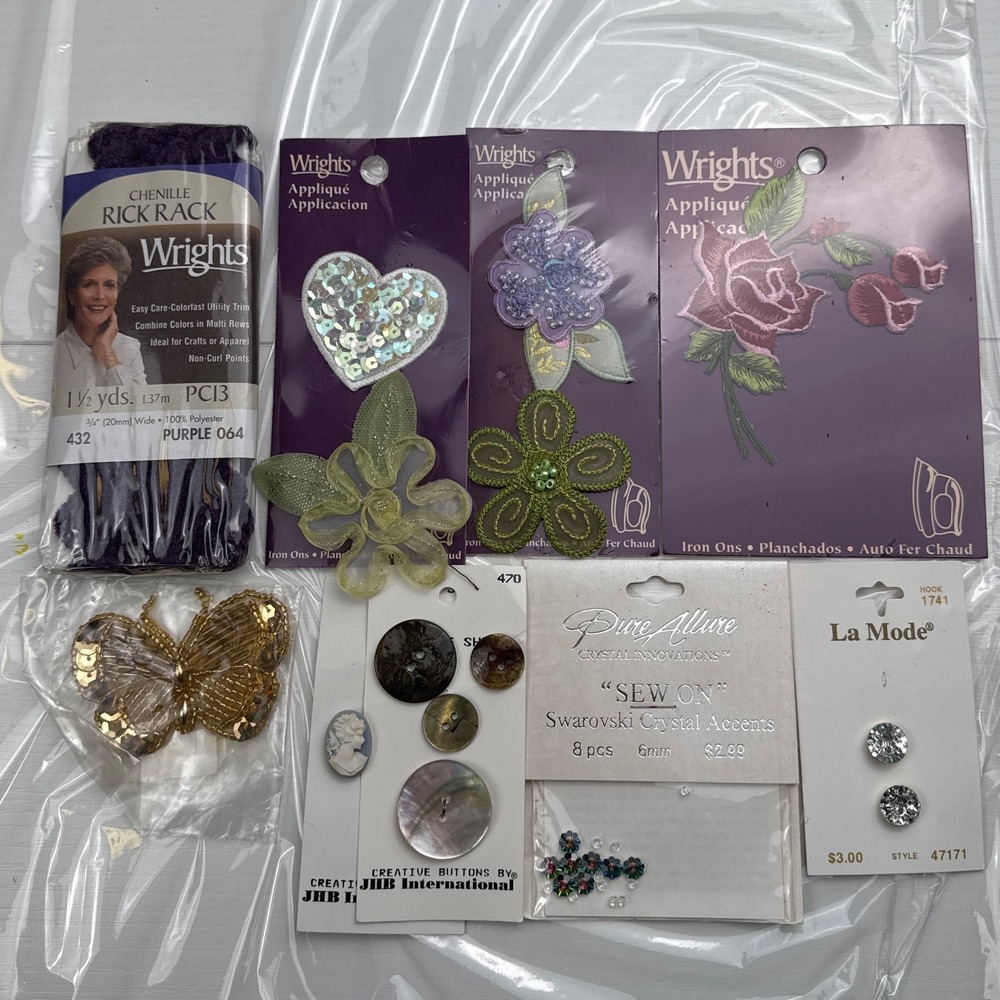 Sewing Embellishment Lot: Appliques, Buttons, Rick Rack, Swarovski Crystals B20Q